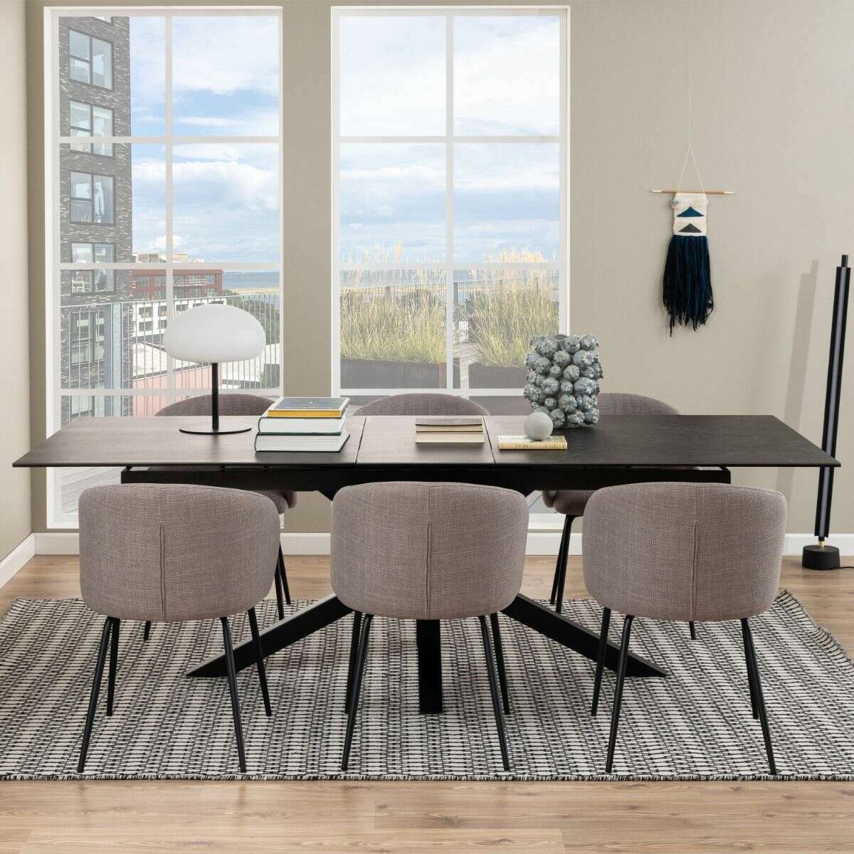 Luxe Dining Company:Atlanta 2M Black Ceramic Extendable Dining Table,2M - 2.4M